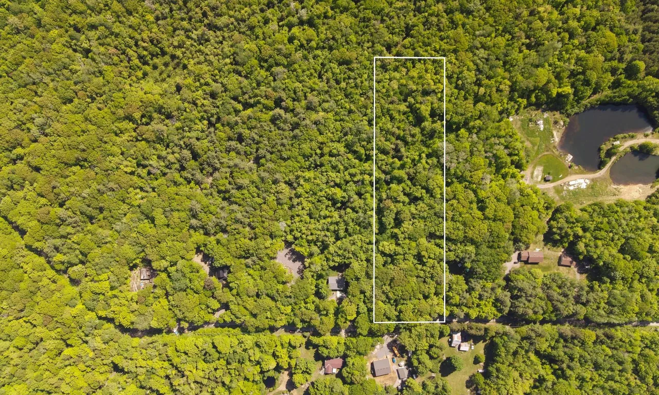 1058 South Muldrew Lake Rd, Gravenhurst, ON P0E 1G0