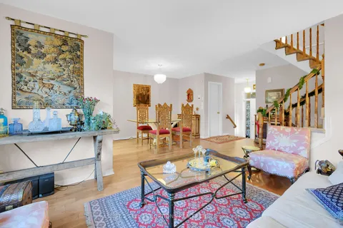 31 Rhapsody Lane, Hunt Club - Windsor Park Village and Area, ON K1V 1B2