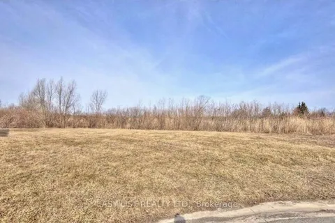 6 Heron Pointe N/A, ON L3K 6A9