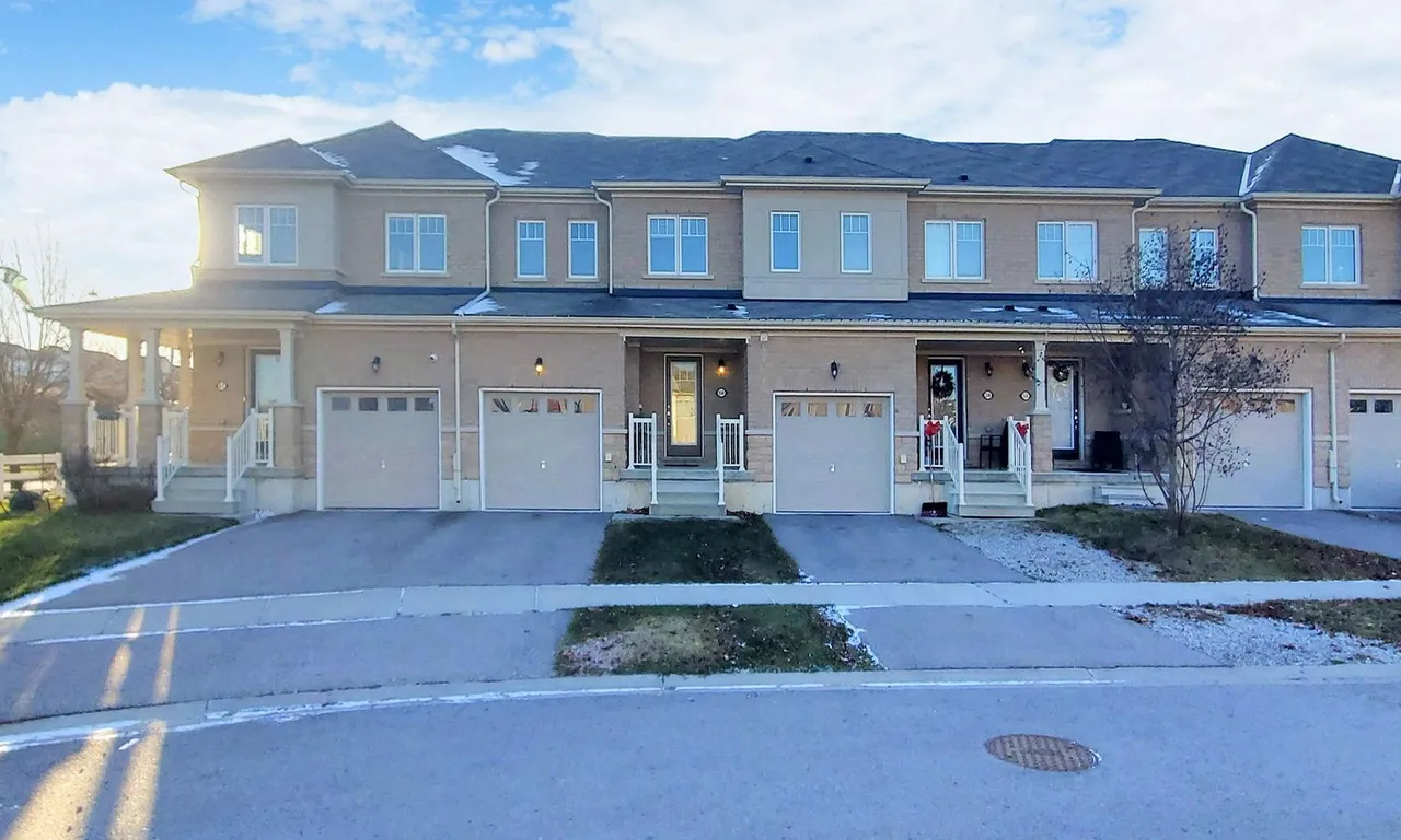 60 Cole Cres, Brantford, ON N3T 0P4