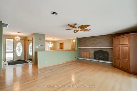 285 Echo Bay Rd, Huntsville, ON P1H 1R4