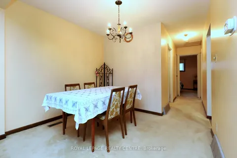 79B Churchill St, Waterloo, ON N2L 2X1