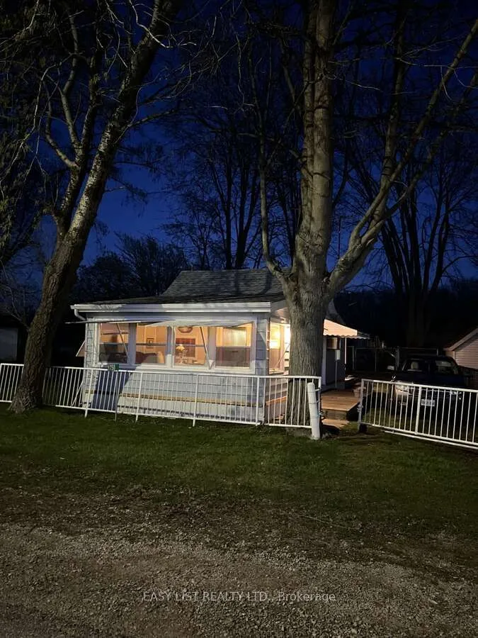 1758 River Road, Chatham-Kent, ON N8A 4K9