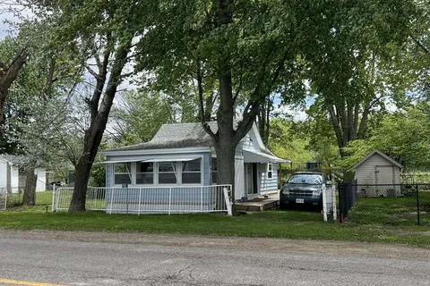 1758 River Road, ON N8A 4K9