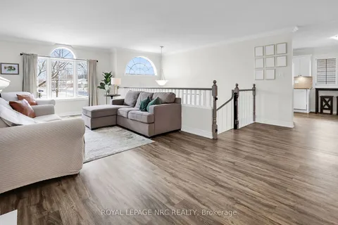 3982 Magnolia Dr, Lincoln, ON L0R 2C0