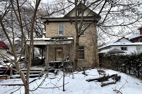 439 Claude St, South Bruce Peninsula, ON N0H 2T0