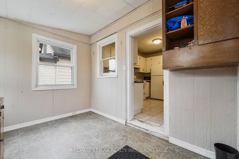5 Rosewood Rd, Hamilton, ON L8H 1A1