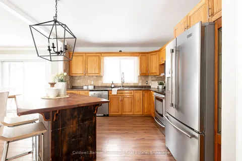 556 South Waseosa Lake Rd, Huntsville, ON P1H 2N5