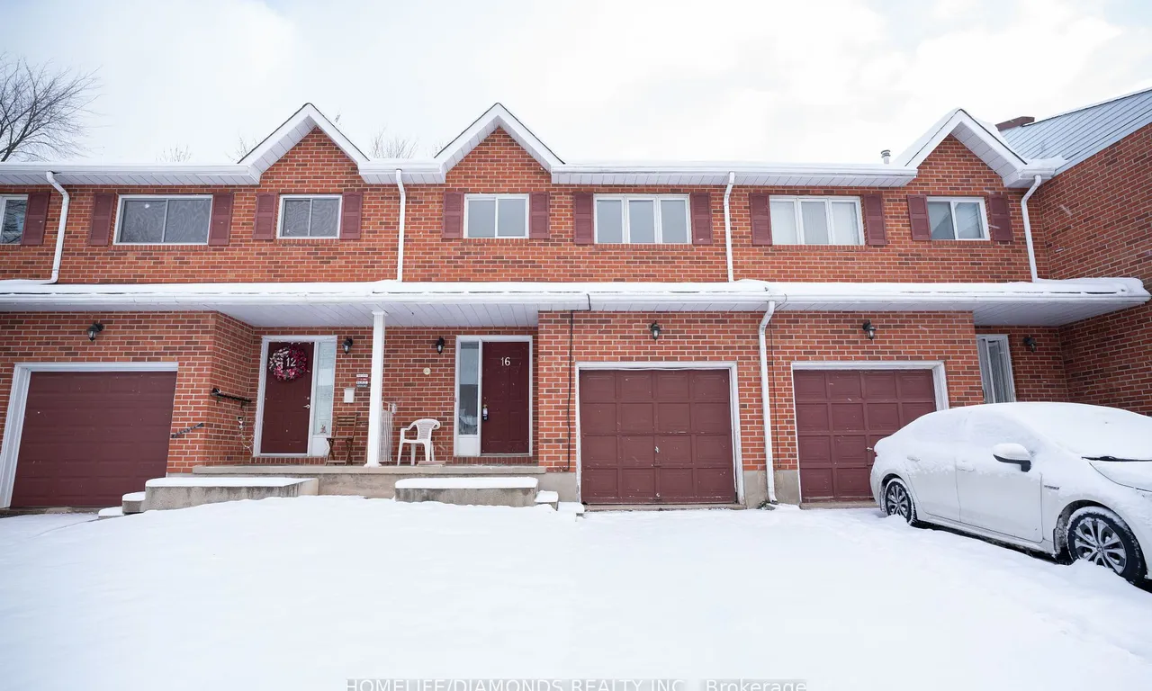 16 NELSON Tr, Welland, ON L3C 3V4