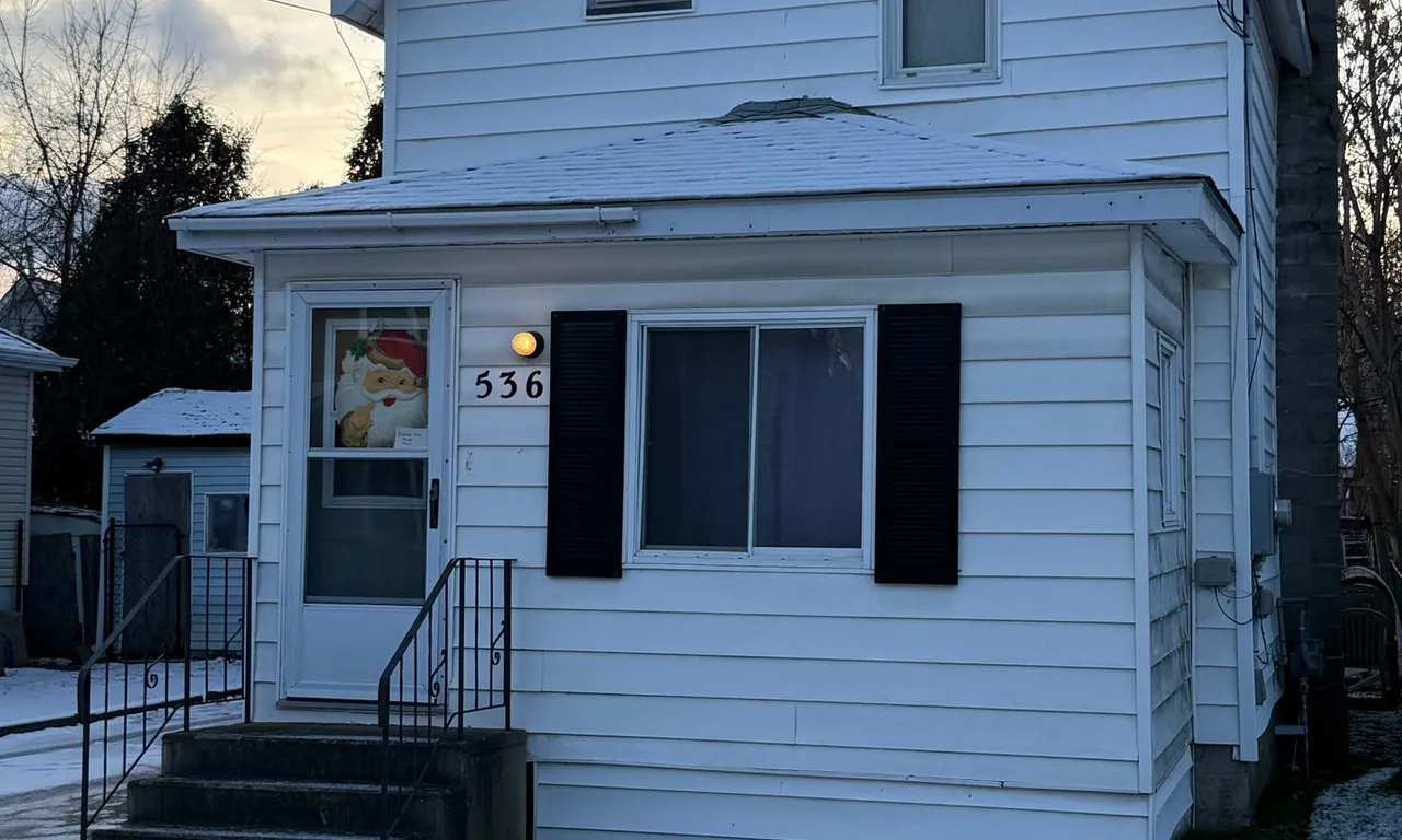 536 Bedford St, Cornwall, ON K6J 4E1