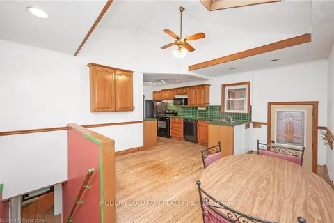 12 ROBERTSON Pl, St. Catharines, ON L2P 3G2