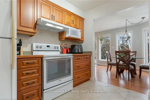 14 WILKINS Cres, Tillsonburg, ON N4G 5M5