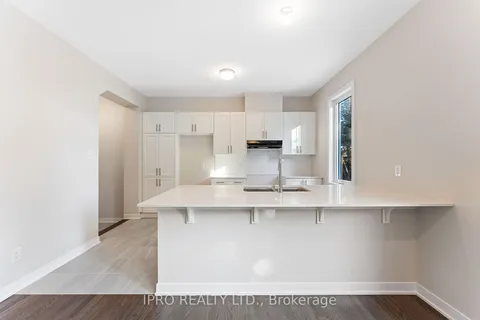 283 Falsetto St, Orleans - Convent Glen and Area, ON K1W 0S4