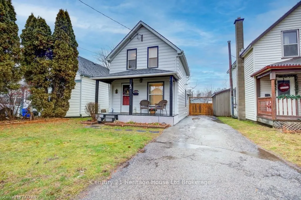 32 PEARL St, Tillsonburg, ON N4G 1L3
