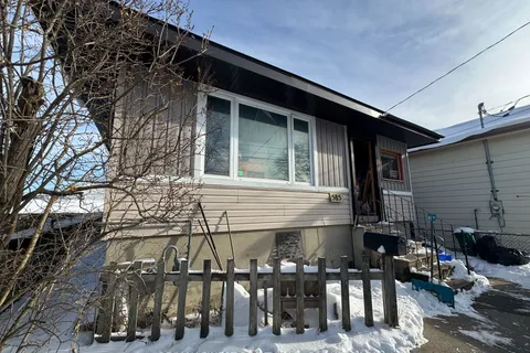 585 Macdonnell St, Kingston, ON K7K 4W9