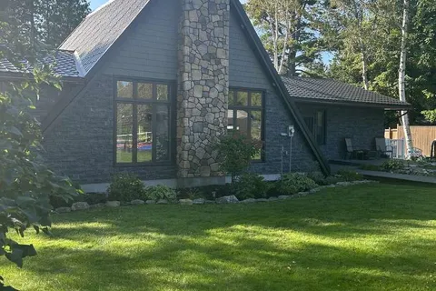 420 Priest Camp Lane, North Algona Wilberforce, ON K0J 1T0