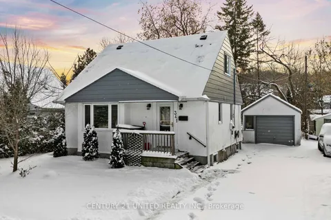 341 Welsh St, Peterborough, ON K9H 1K9