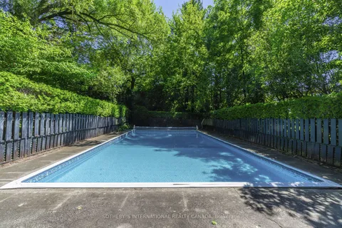 366 Lakeshore Rd, Port Hope, ON L1A 1R3