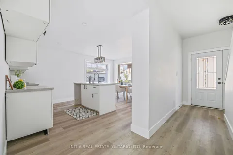 160 Scott St, North Huron, ON N0G 2W0