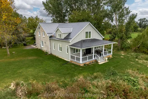369 Road 7051 N/A, Frontenac Islands, ON K0H 2Y0