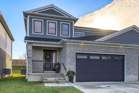 474 Main St, Plympton-Wyoming, ON N0N 1T0