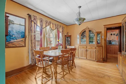 208 NORTH Street, Fort Erie, ON L2A 3R8