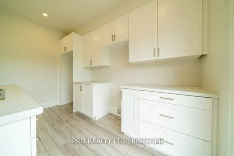 44 Campbell Crescent, Prince Edward County, ON K0K 2T0