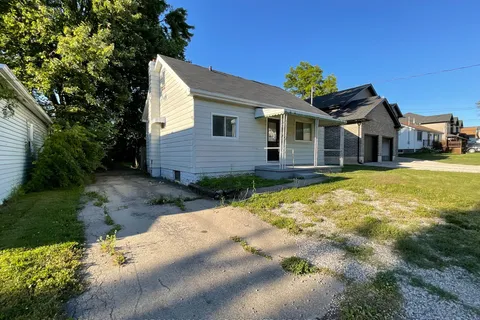 58 Almond St, Welland, ON L3B 3P8