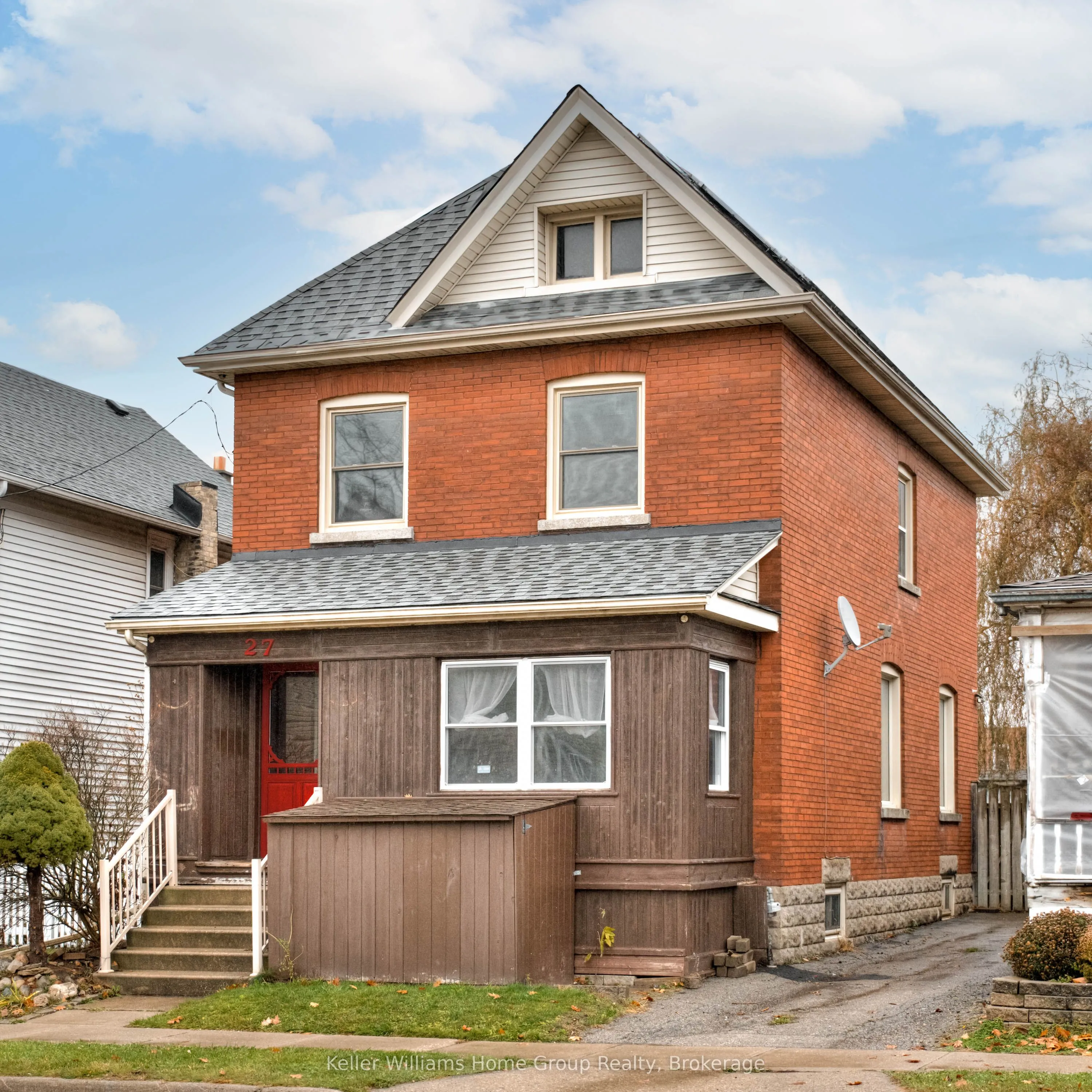 27 Hiawatha Street, St. Thomas, ON N5P 2T1