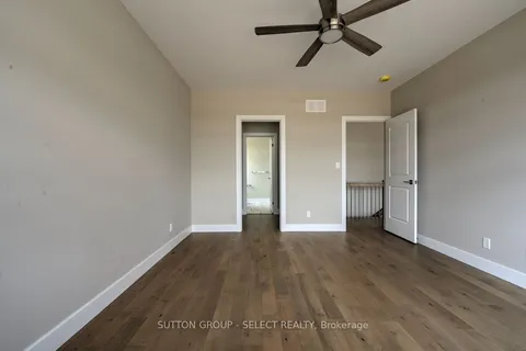 22 LOIS Court, Lambton Shores, ON N0M 1T0