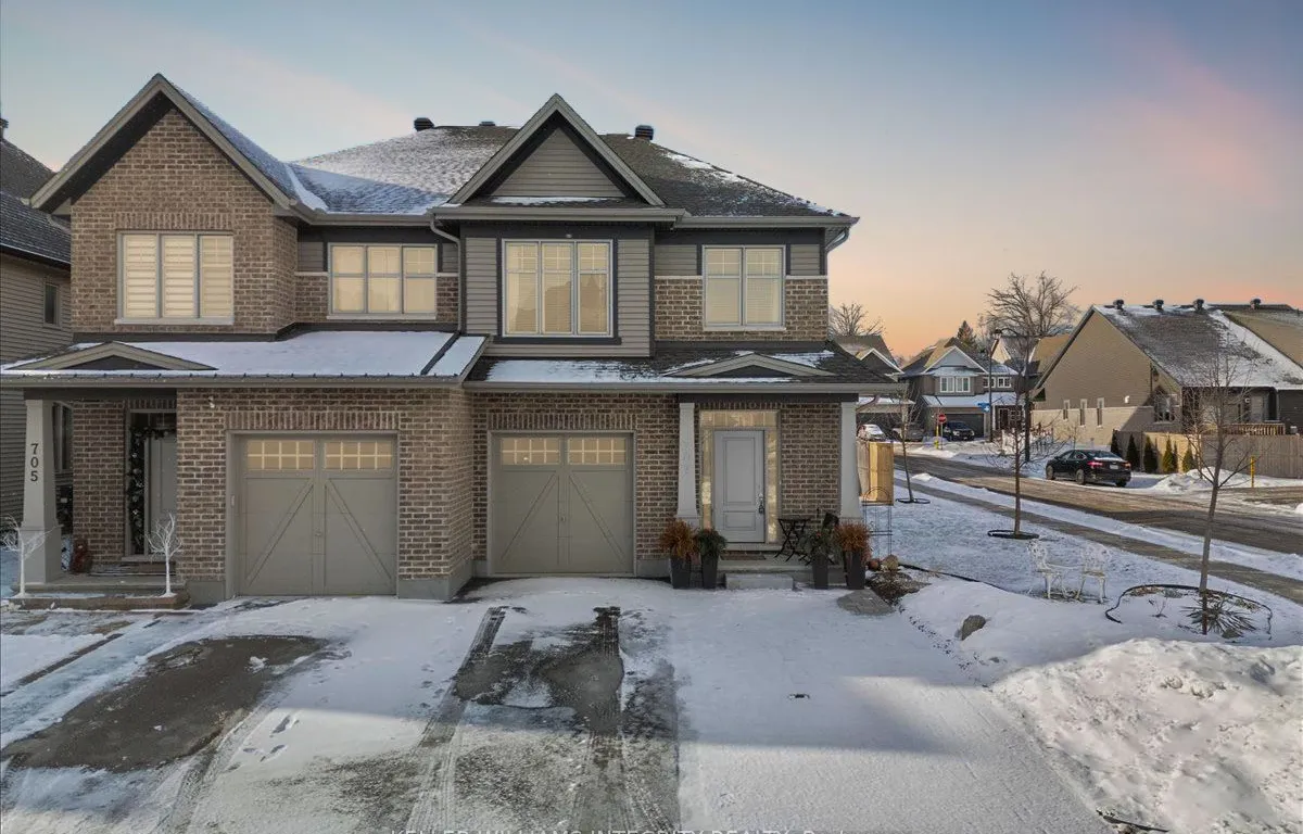 707 Vivera Pl, Stittsville - Munster - Richmond, ON K2S 2M8