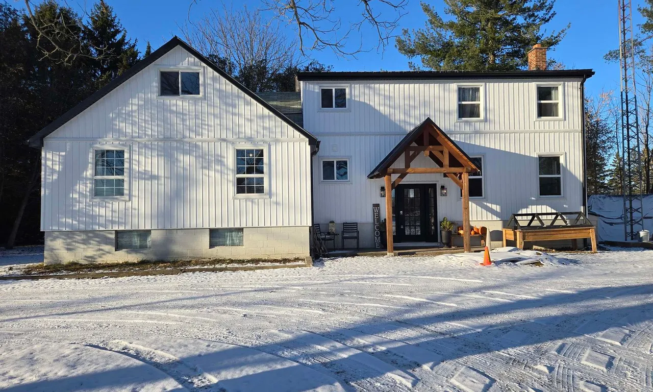 30 Marshagen Rd, Haldimand, ON N1A 2W2