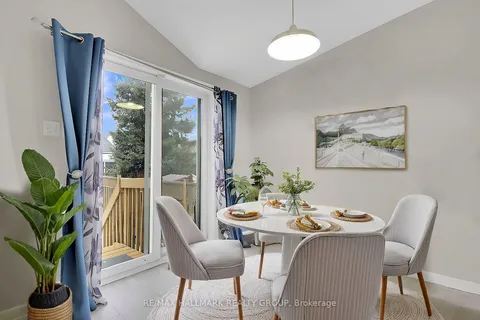 4320 Owl Valley Dr, Blossom Park - Airport and Area, ON K1V 1L3