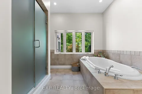 5759 Queenscourt Crescent, Manotick - Kars - Rideau Twp and Area, ON K4M 1K3