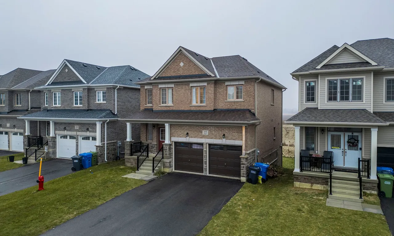 22 Mackenzie St, Southgate, ON N0C 1B0