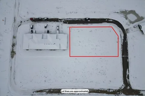 12 Bryans Dr, Huron East, ON N0G 1H0