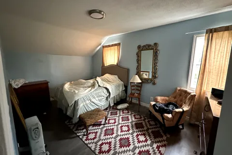 90 Gordon Street, Belleville, ON K8P 3E8