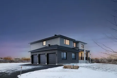 53 Synergy Way, Kanata, ON K2W 0K3