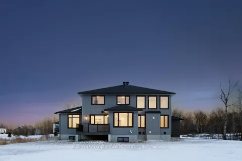 53 Synergy Way, Kanata, ON K2W 0K3