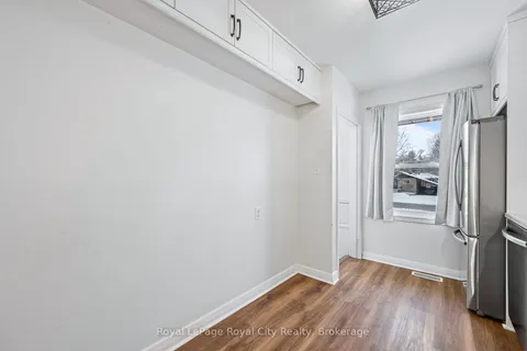 45 BRIGHTON St, Guelph, ON N1E 3T2