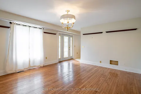 1429 Garrison Rd, Fort Erie, ON L2A 1P7