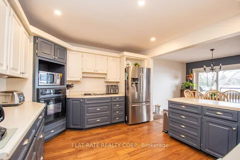135 Melody Bay Rd, Galway-Cavendish and Harvey, ON K0L 2H0