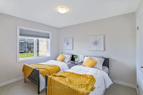 64 Skinner Dr, Guelph, ON N1E 0H5