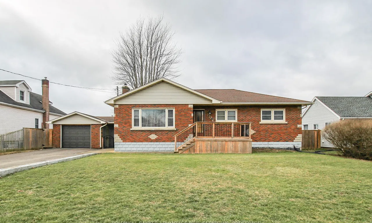 118 Rosemount Ave, Port Colborne, ON L3K 5P9