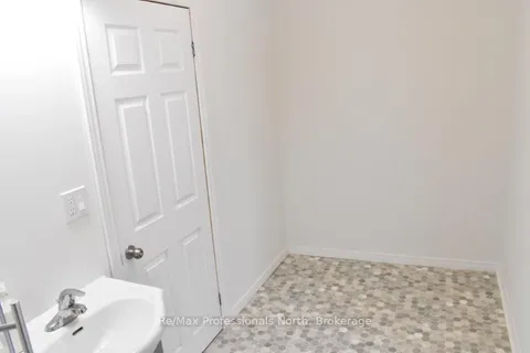 512 Mountain St, Dysart et al, ON K0M 2K0