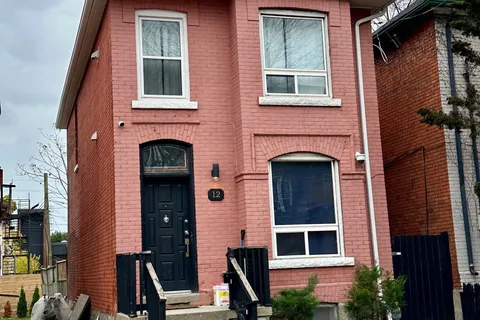12 William St, Hamilton, ON L8L 5T7