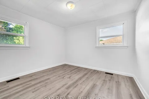 138 Wright Ave, Belleville, ON K8P 4E6