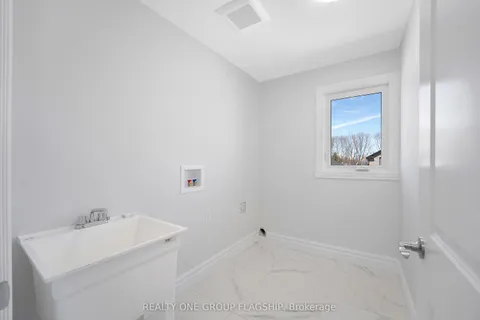 111 Bonnet Road, Amherstburg, ON N9V 0G8