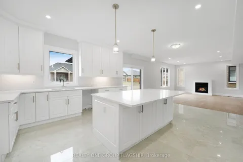 101 Kingsbridge Drive, ON N9V 0G8