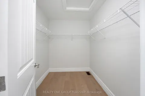 101 Kingsbridge Drive, ON N9V 0G8